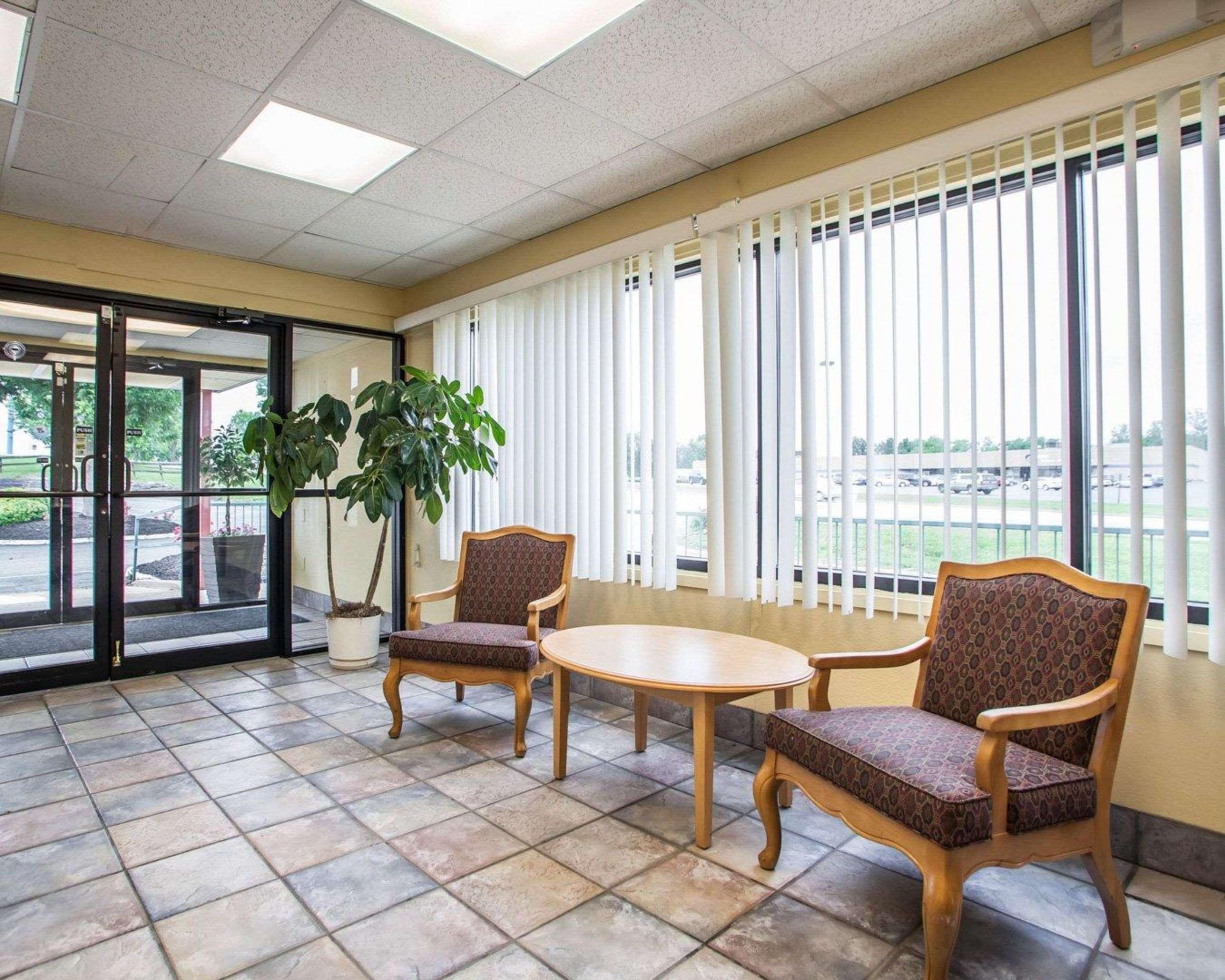 Relax Inn Saint Charles Экстерьер фото